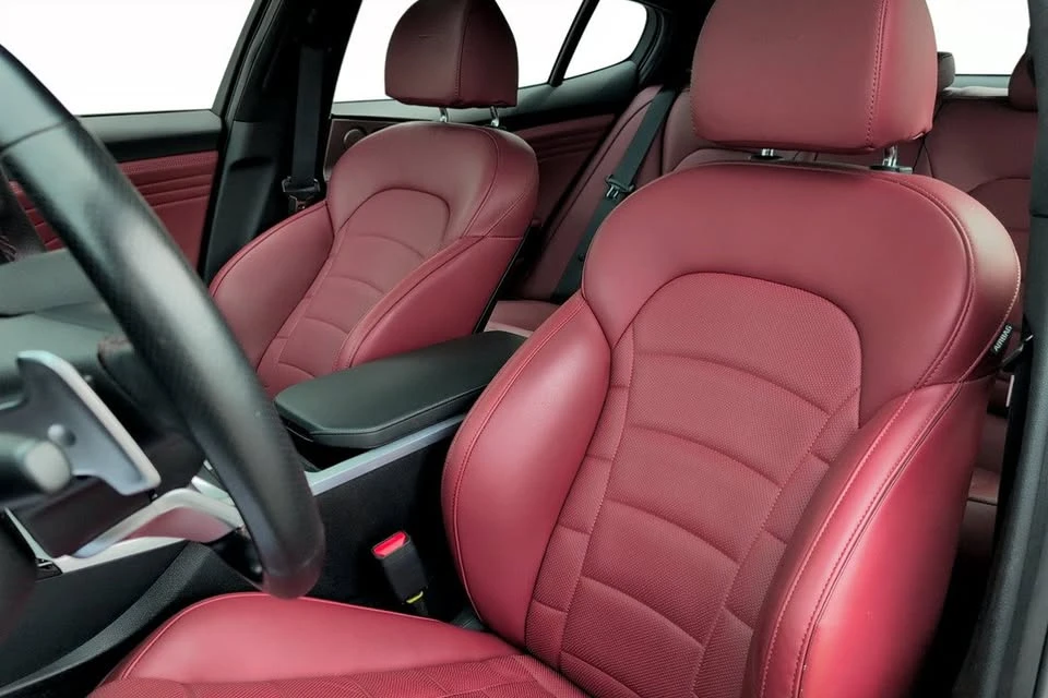 2022 Kia Stinger GT - Image 10 of 12