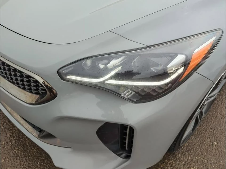2022 Kia Stinger GT - Image 8 of 19