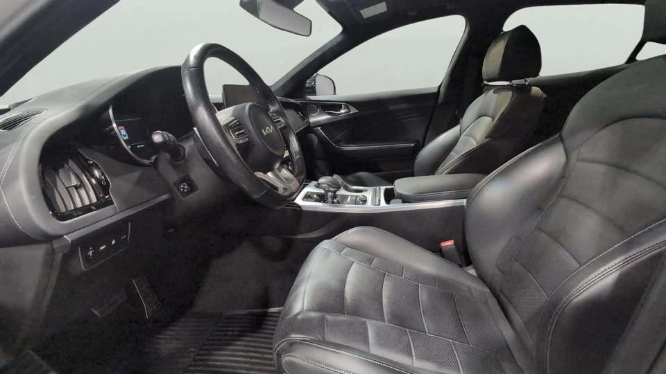 2022 Kia Stinger GT - Image 15 of 20