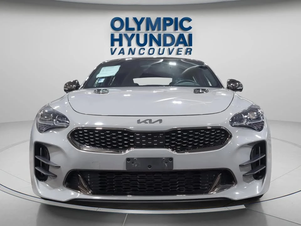2022 Kia Stinger GT - Image 13 of 20