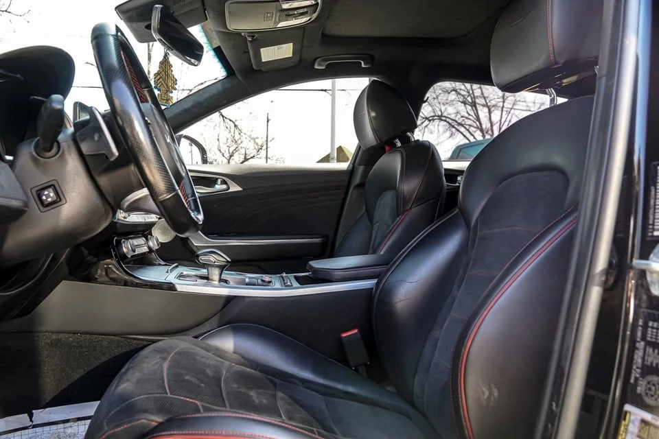 2022 Kia Stinger GT - Image 8 of 18