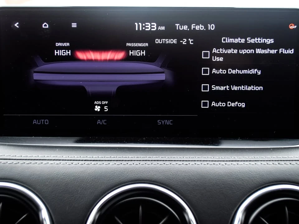 2022 Kia Stinger GT - Image 16 of 20