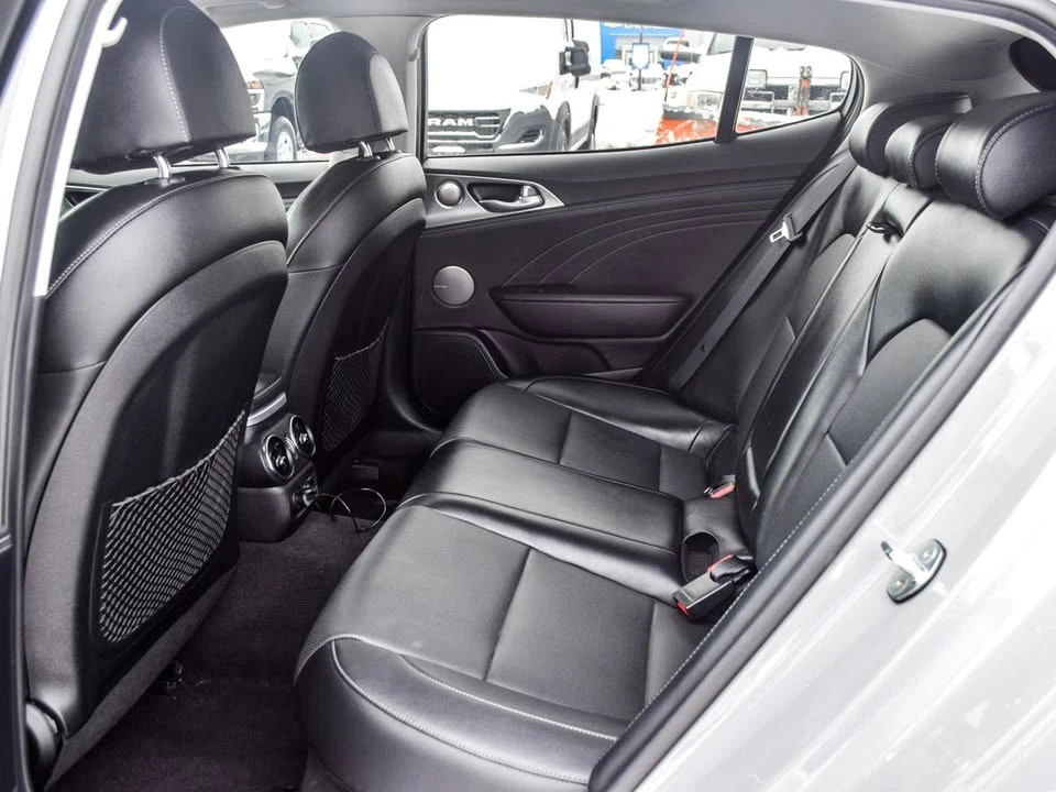 2022 Kia Stinger GT - Image 12 of 20