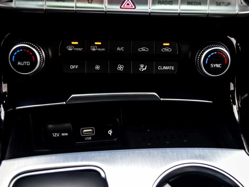 2022 Kia Stinger GT - Image 19 of 20