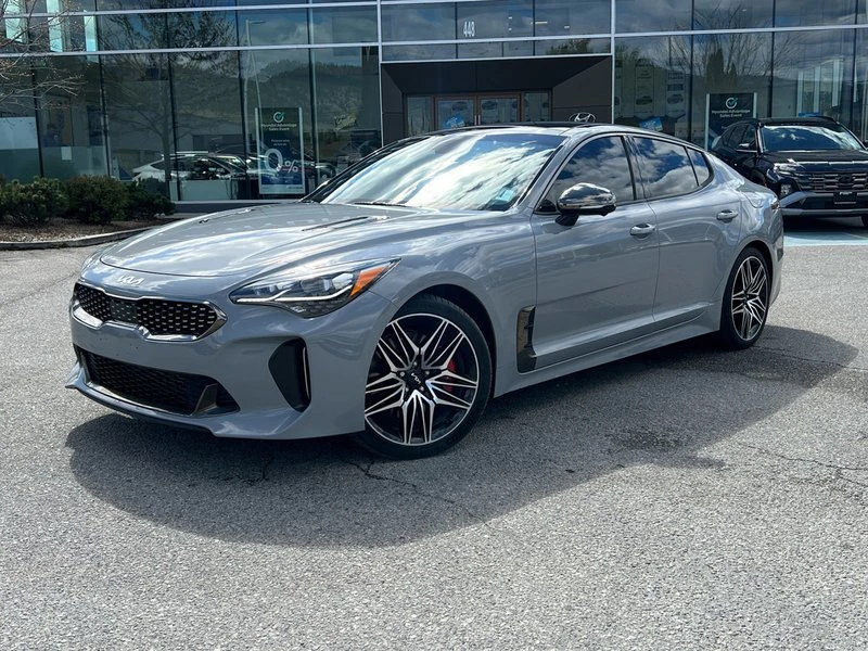 2022 Kia Stinger GT - Image 2 of 18