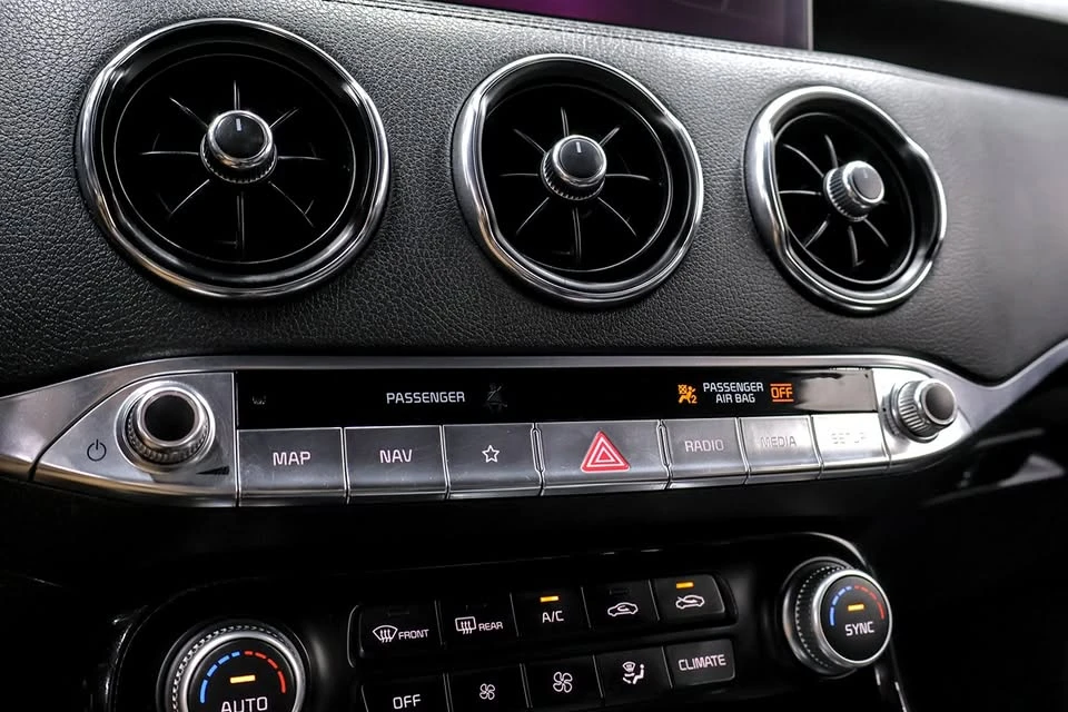 2022 Kia Stinger GT - Image 19 of 20