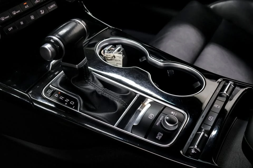 2022 Kia Stinger GT - Image 17 of 20