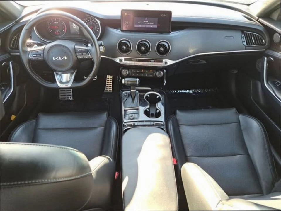 2022 Kia Stinger - Image 9 of 19