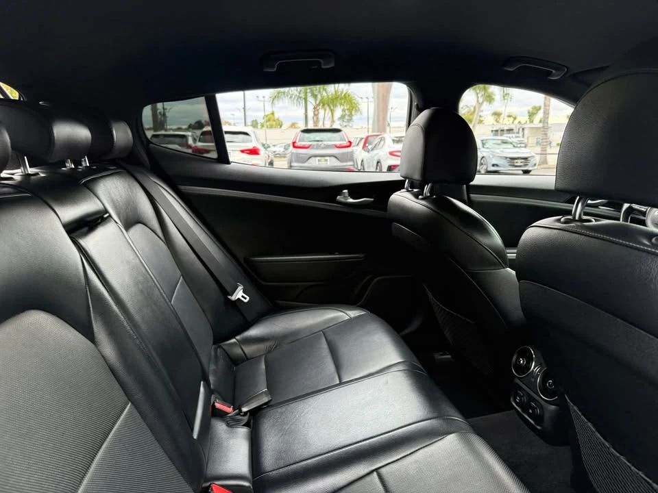 2022 Kia Stinger GT - Image 17 of 20
