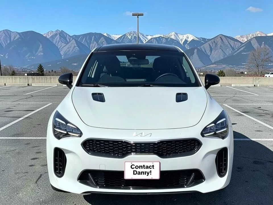 2022 Kia Stinger - Image 2 of 20
