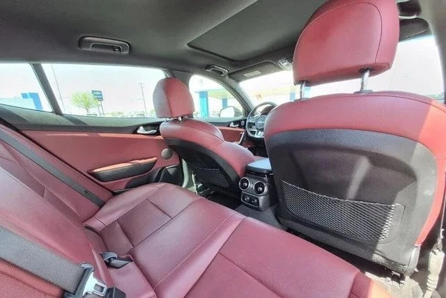 2022 Kia Stinger - Image 15 of 20