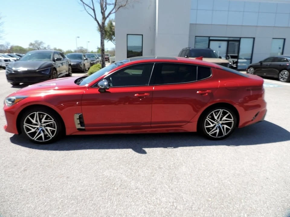 2022 Kia Stinger - Image 7 of 19