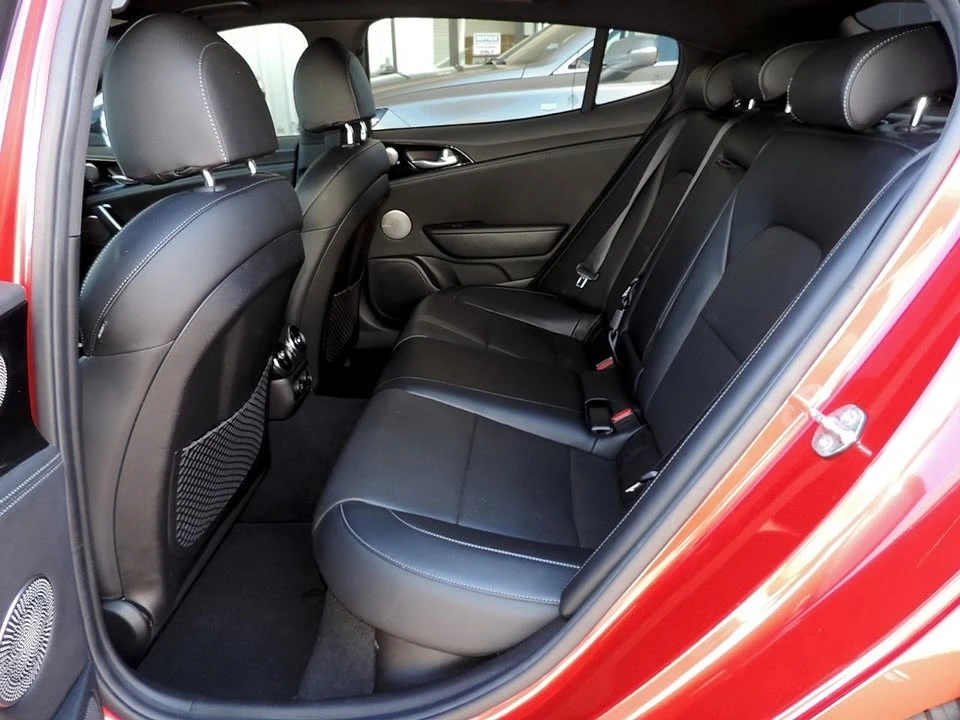 2022 Kia Stinger - Image 12 of 19