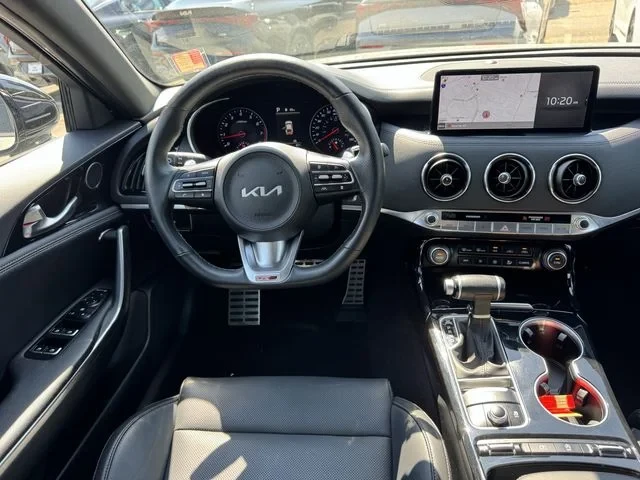 2022 Kia Stinger - Image 2 of 4