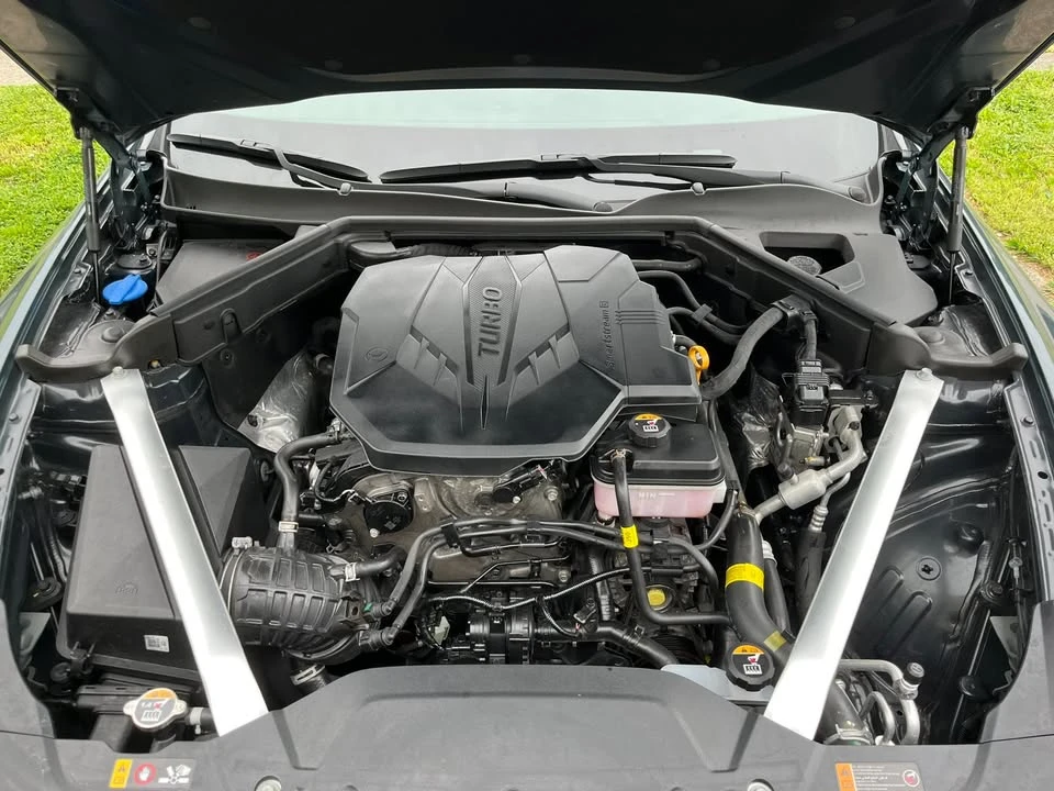 2022 Kia Stinger - Image 17 of 17