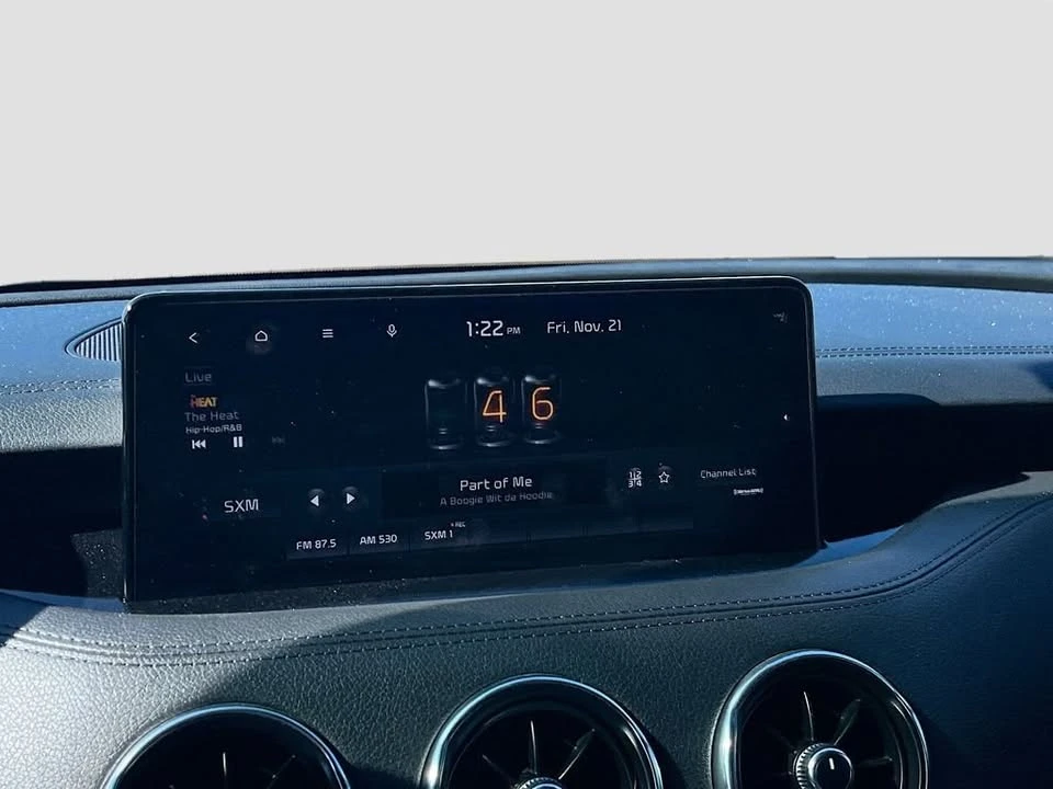 2022 Kia Stinger - Image 15 of 20