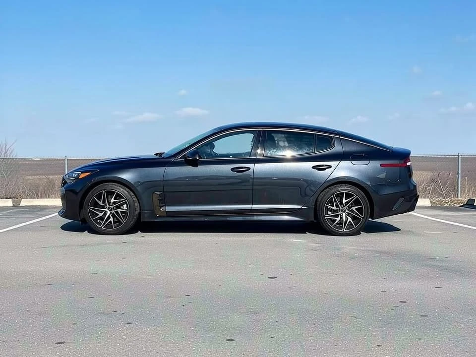 2022 Kia Stinger - Image 4 of 20