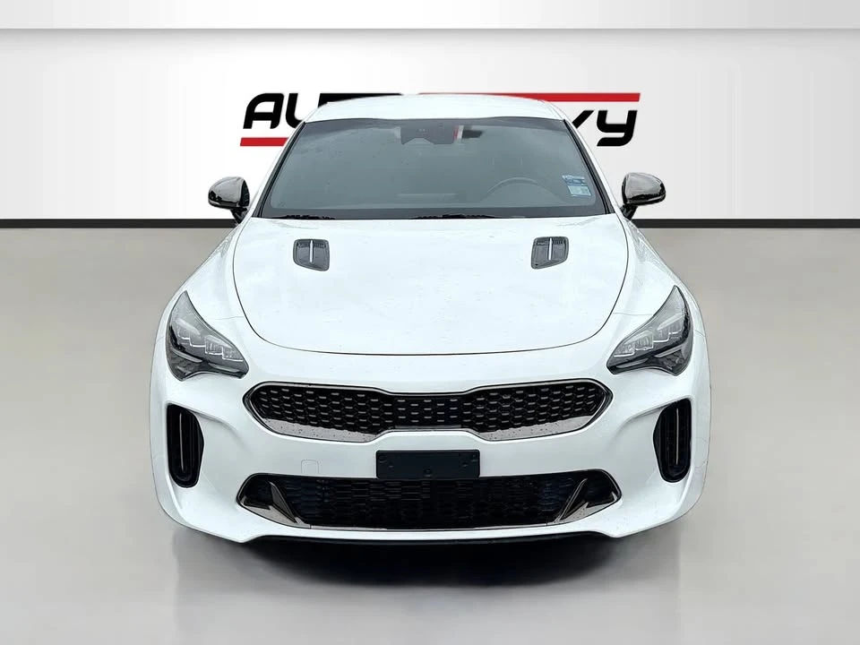2022 Kia Stinger - Image 2 of 19