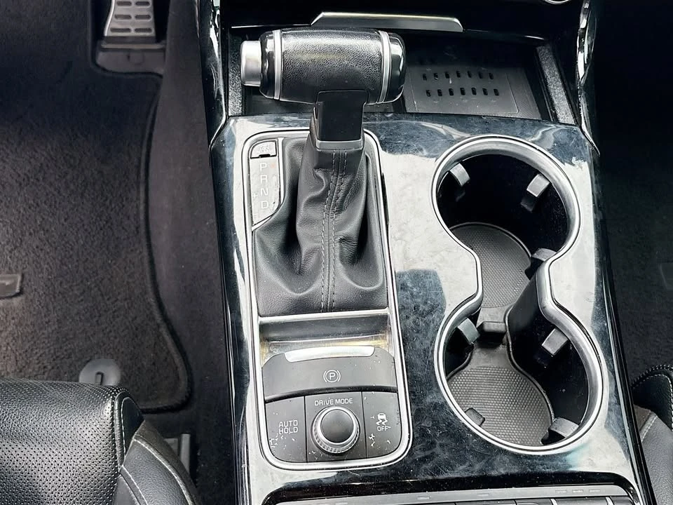 2022 Kia Stinger - Image 16 of 19