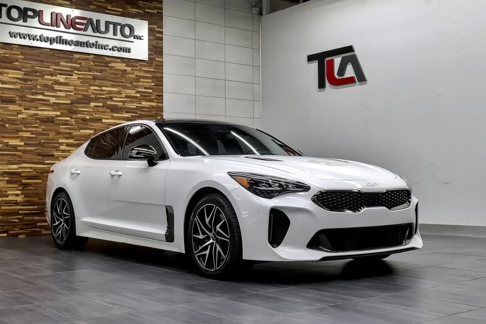 2022 Kia Stinger - Image 2 of 20