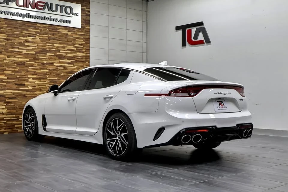 2022 Kia Stinger - Image 7 of 20