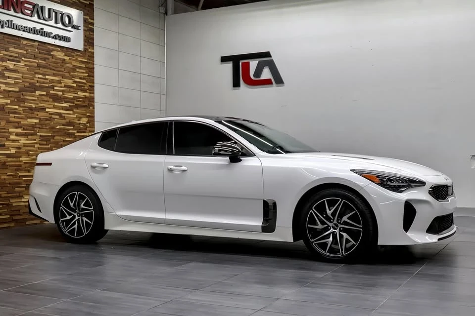 2022 Kia Stinger - Image 5 of 20
