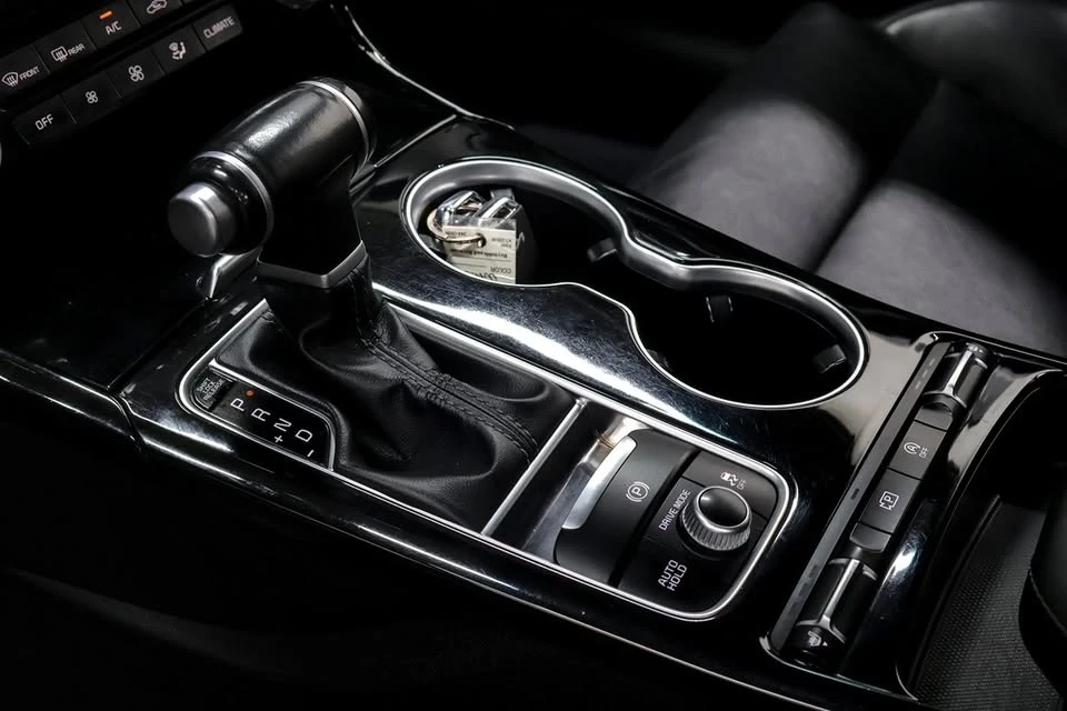 2022 Kia Stinger - Image 17 of 20