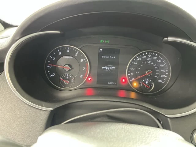 2022 Kia Stinger - Image 16 of 20