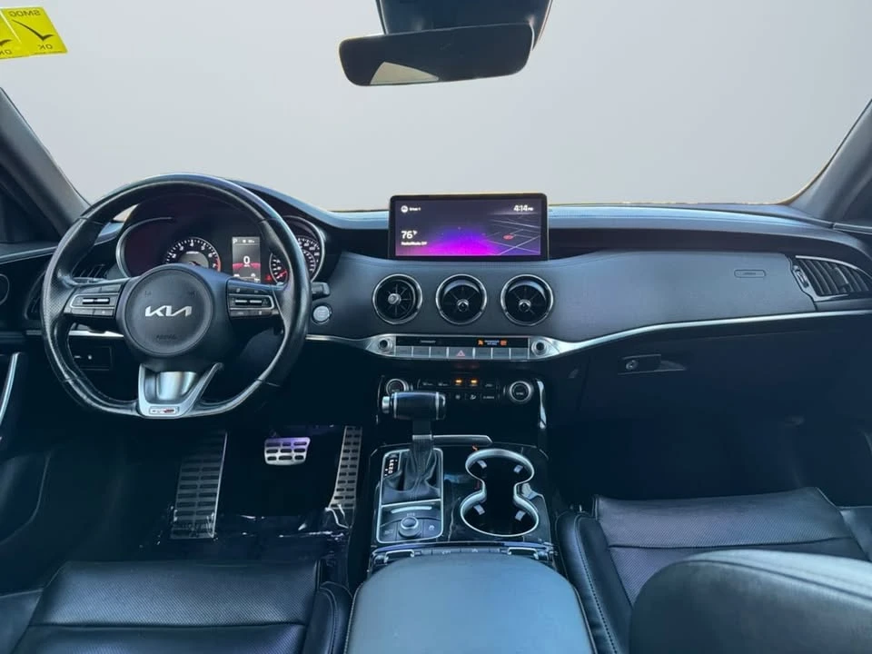 2022 Kia Stinger - Image 9 of 20