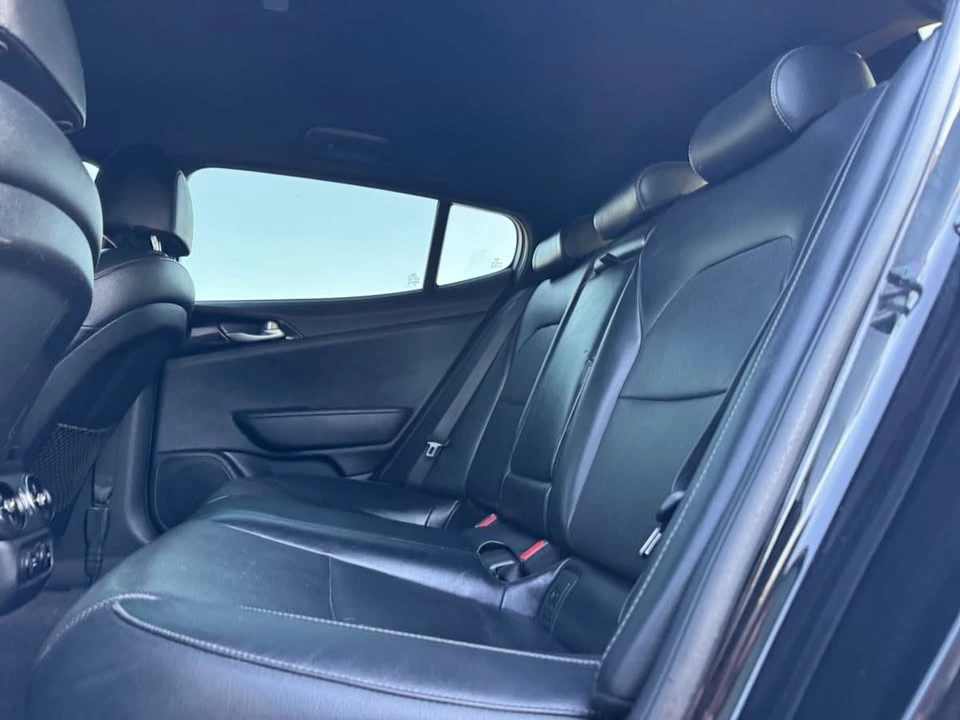 2022 Kia Stinger - Image 16 of 20
