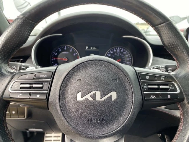 2022 Kia Stinger - Image 14 of 20