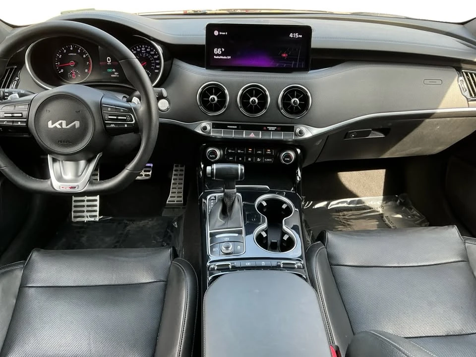 2022 Kia Stinger - Image 10 of 20