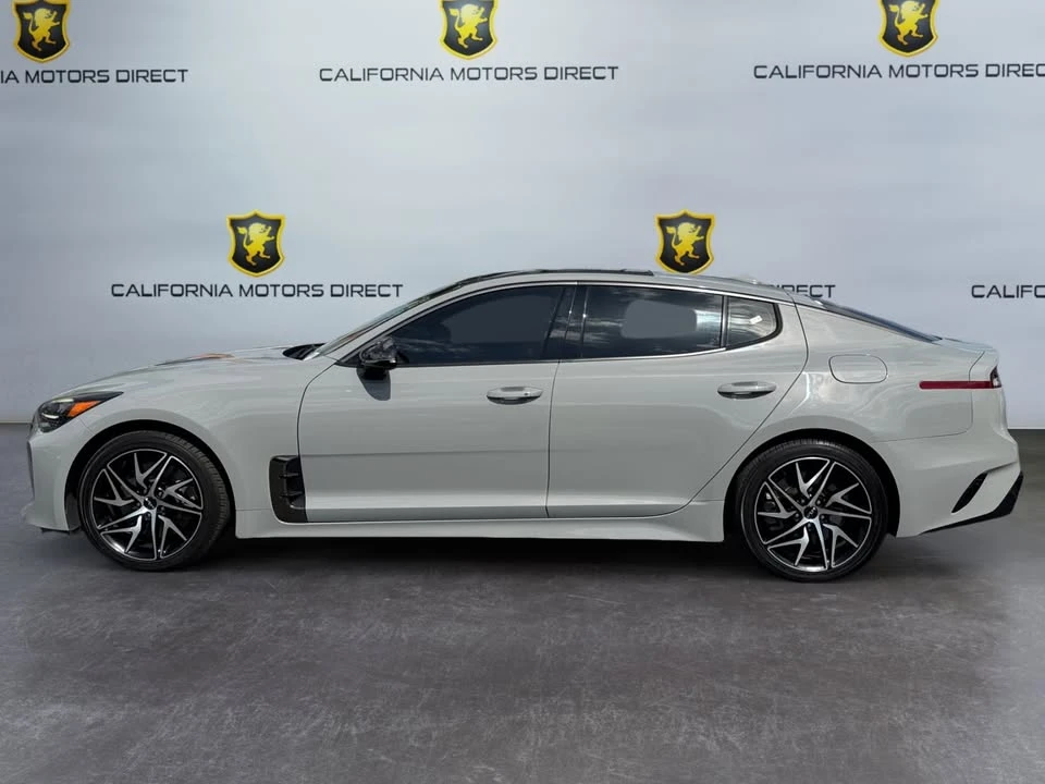 2022 Kia Stinger - Image 2 of 20