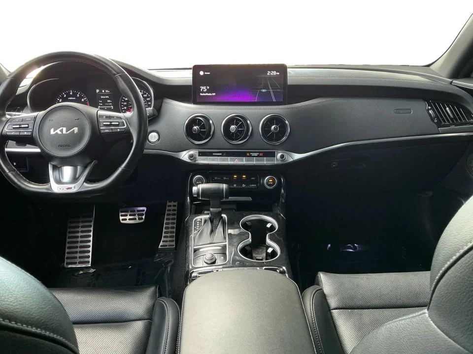 2022 Kia Stinger - Image 11 of 20