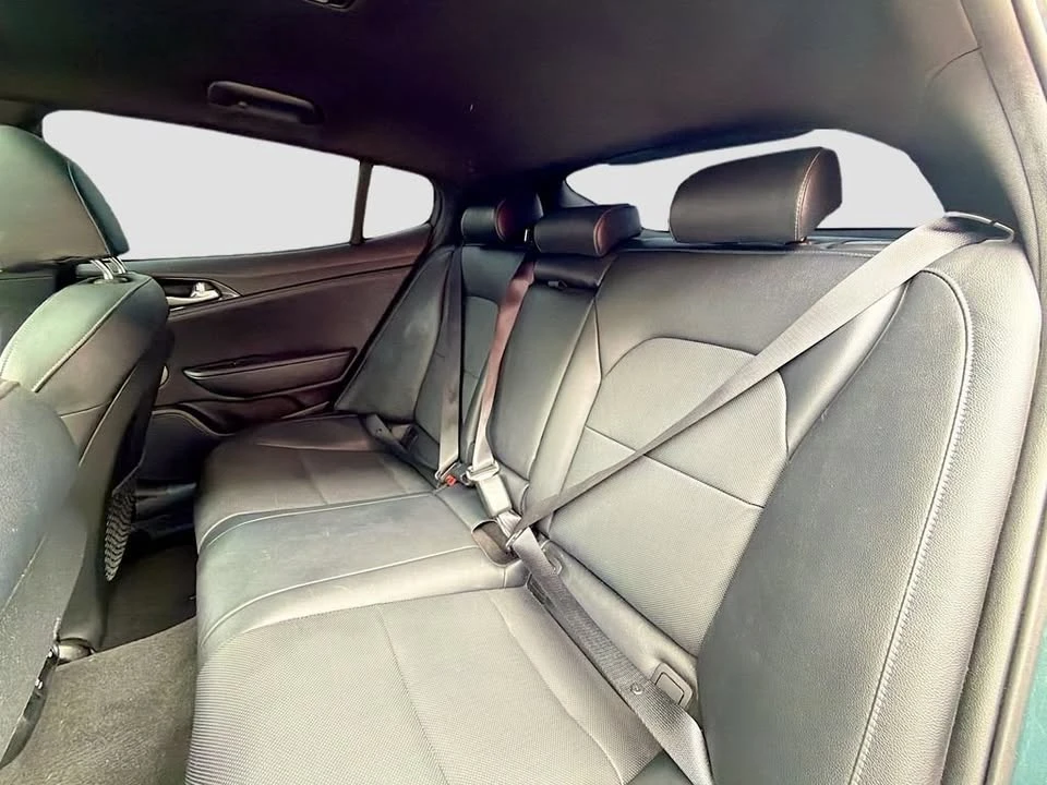 2022 Kia Stinger - Image 12 of 13