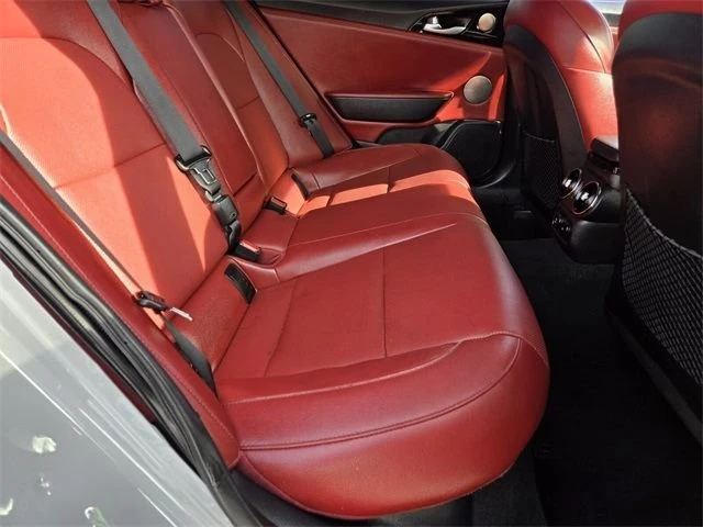 2022 Kia Stinger - Image 12 of 19