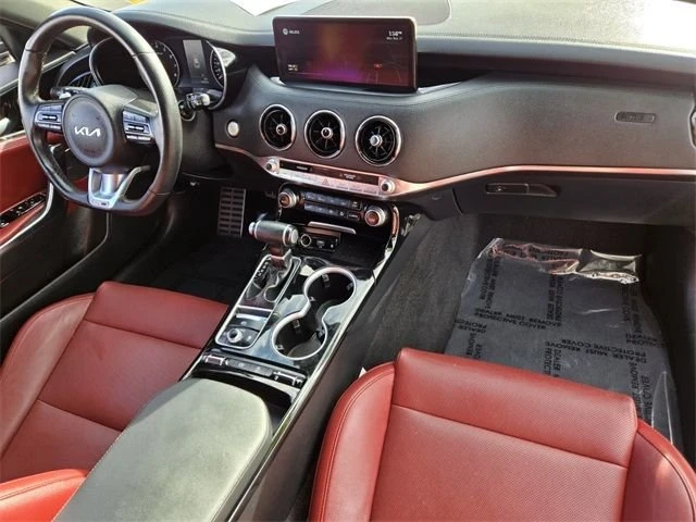 2022 Kia Stinger - Image 14 of 19