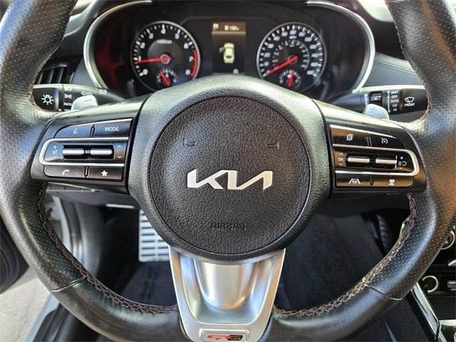 2022 Kia Stinger - Image 17 of 19