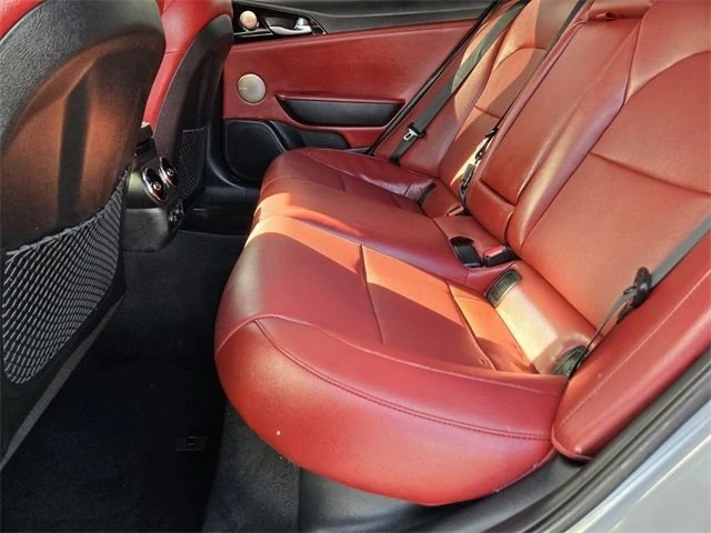 2022 Kia Stinger - Image 10 of 19