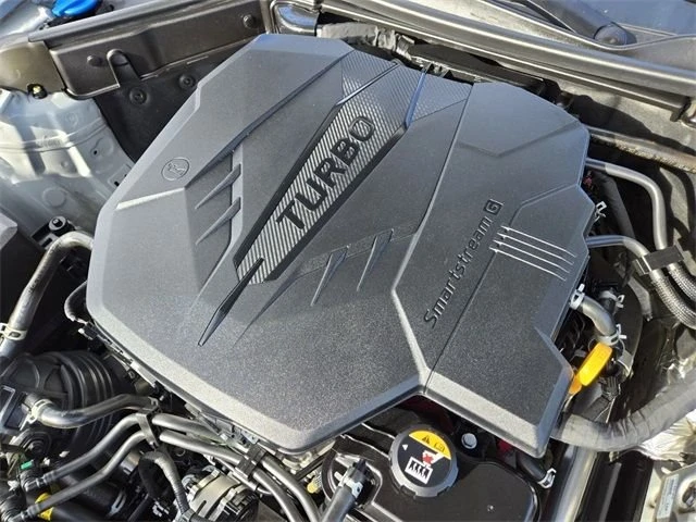 2022 Kia Stinger - Image 15 of 19