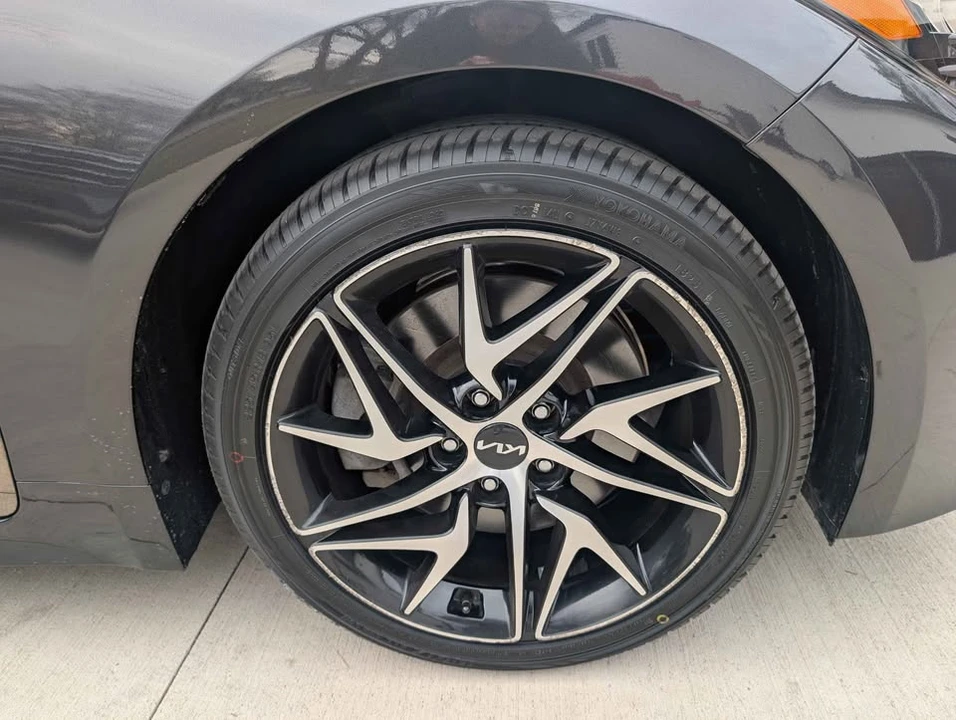 2022 Kia Stinger - Image 6 of 18