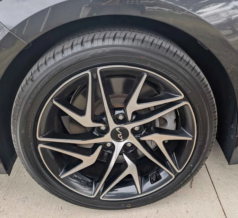 2022 Kia Stinger - Image 8 of 18