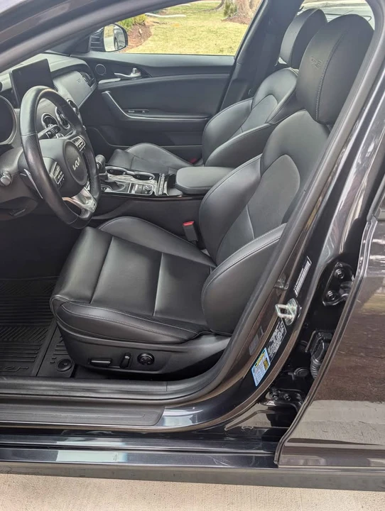 2022 Kia Stinger - Image 12 of 18