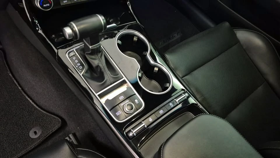 2022 Kia Stinger - Image 15 of 16