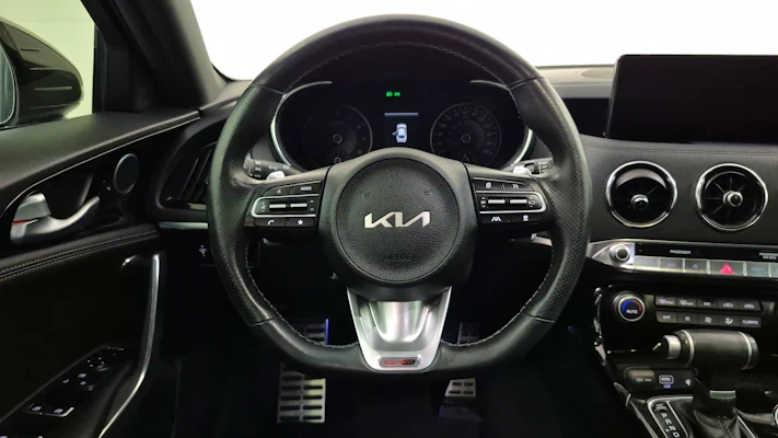 2022 Kia Stinger - Image 7 of 16