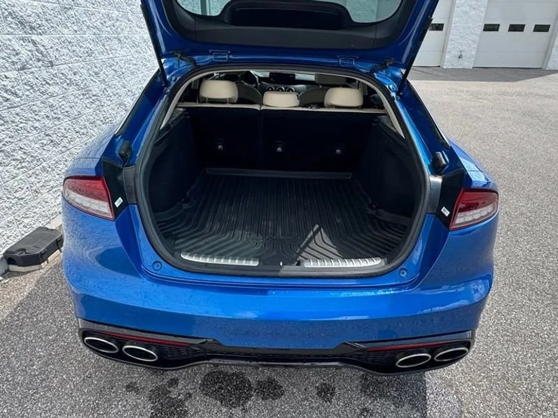 2022 Kia Stinger GT - Image 4 of 19
