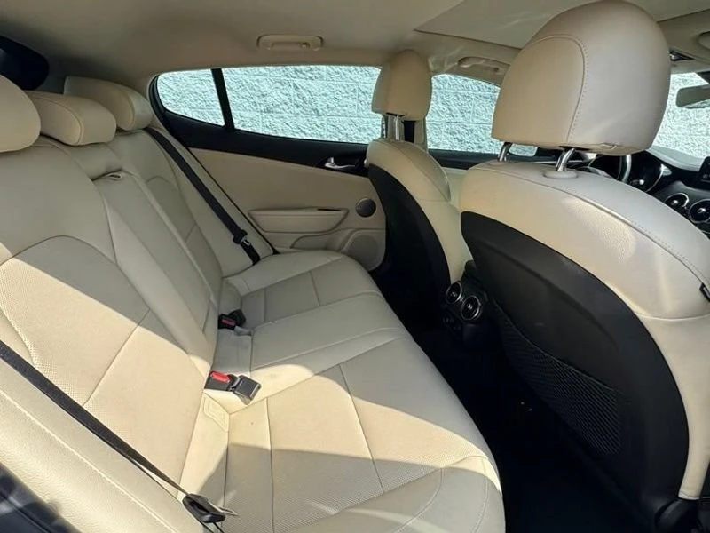 2022 Kia Stinger GT - Image 5 of 19