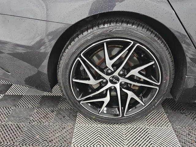 2022 Kia Stinger GT - Image 7 of 20