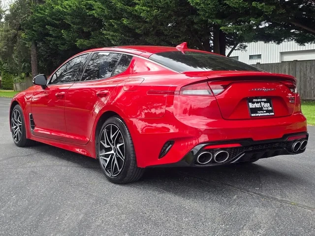2022 Kia Stinger - Image 2 of 19