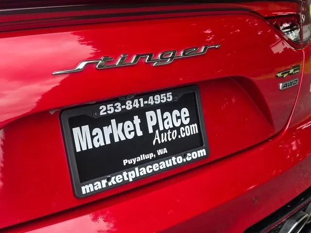 2022 Kia Stinger - Image 13 of 19